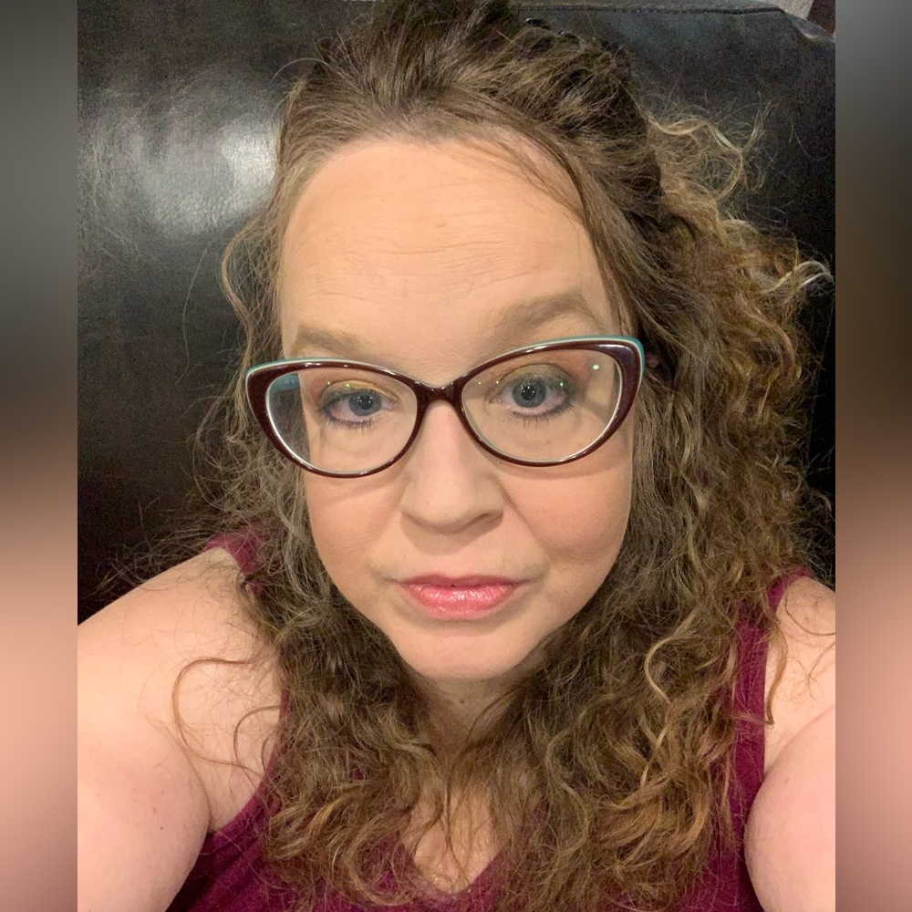 Meet your Posher, Tracy